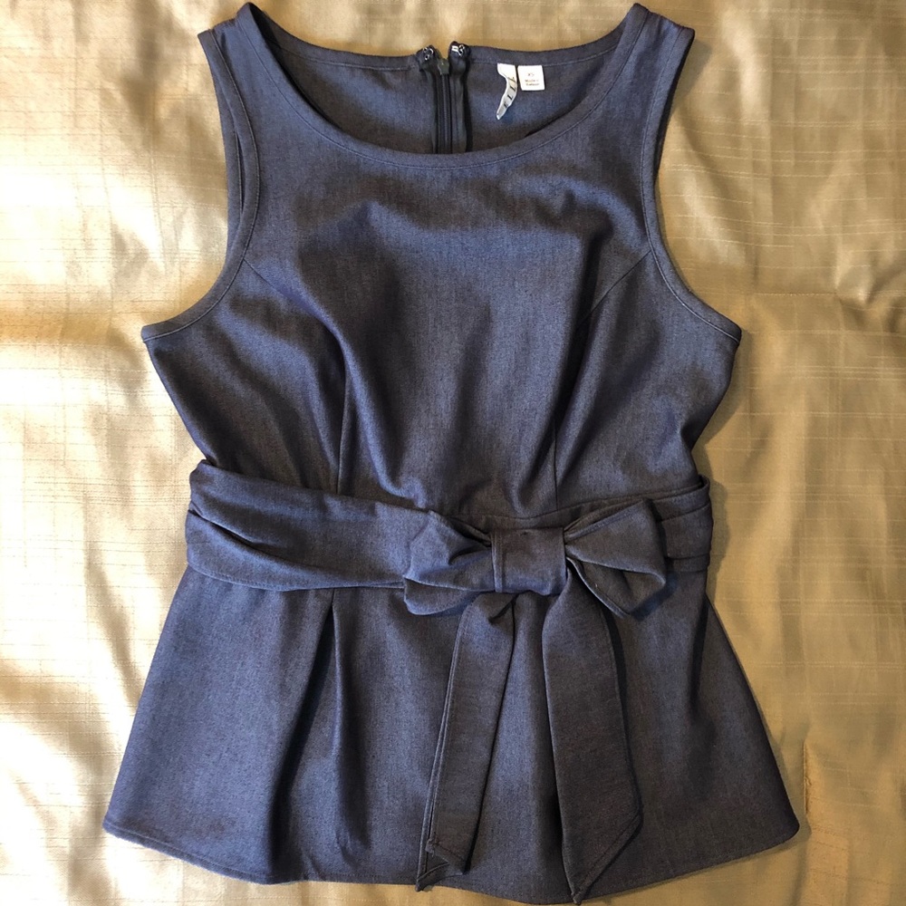 NWOT Elle Chambray Peplum Top